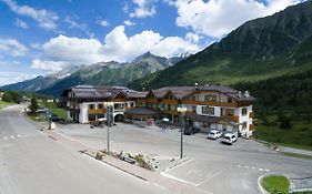 Hotel Gardenia Passo Tonale